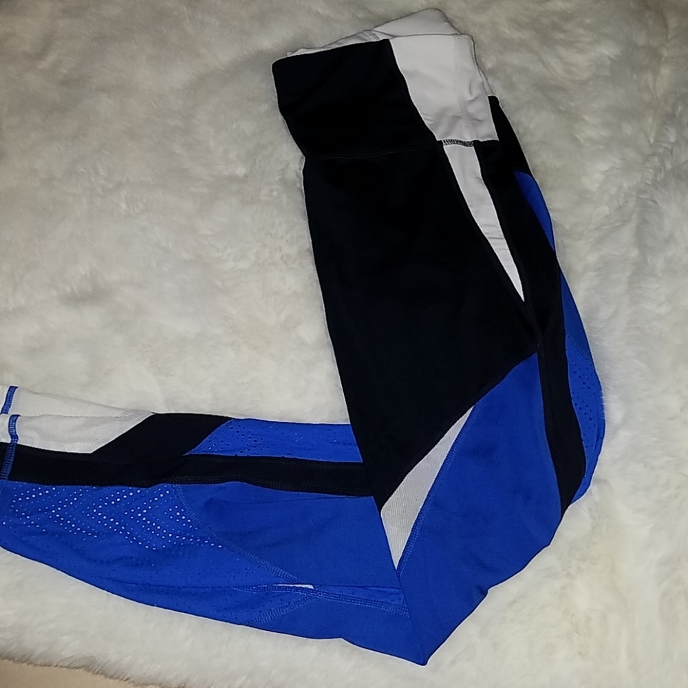 Nwot Athleta colorblock leggings